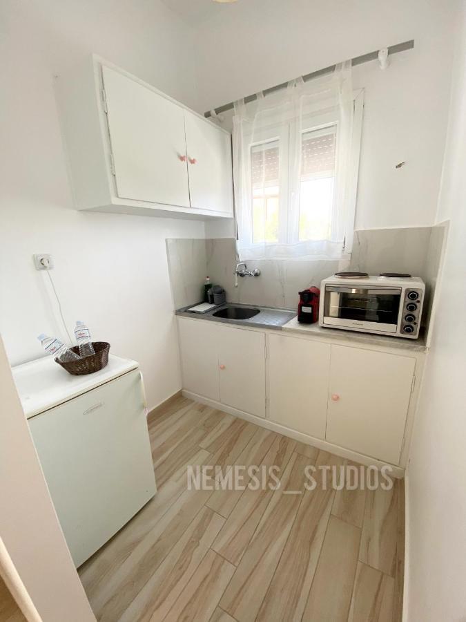 Nemesis Studios Aegina Bagian luar foto